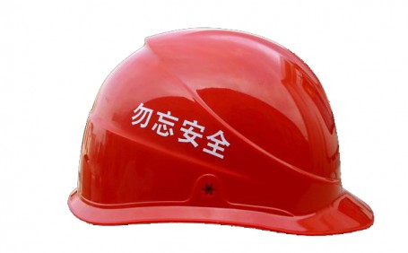 琳琅滿(mǎn)目的勞保市場(chǎng)，應(yīng)該如何尋找合適的安全帽