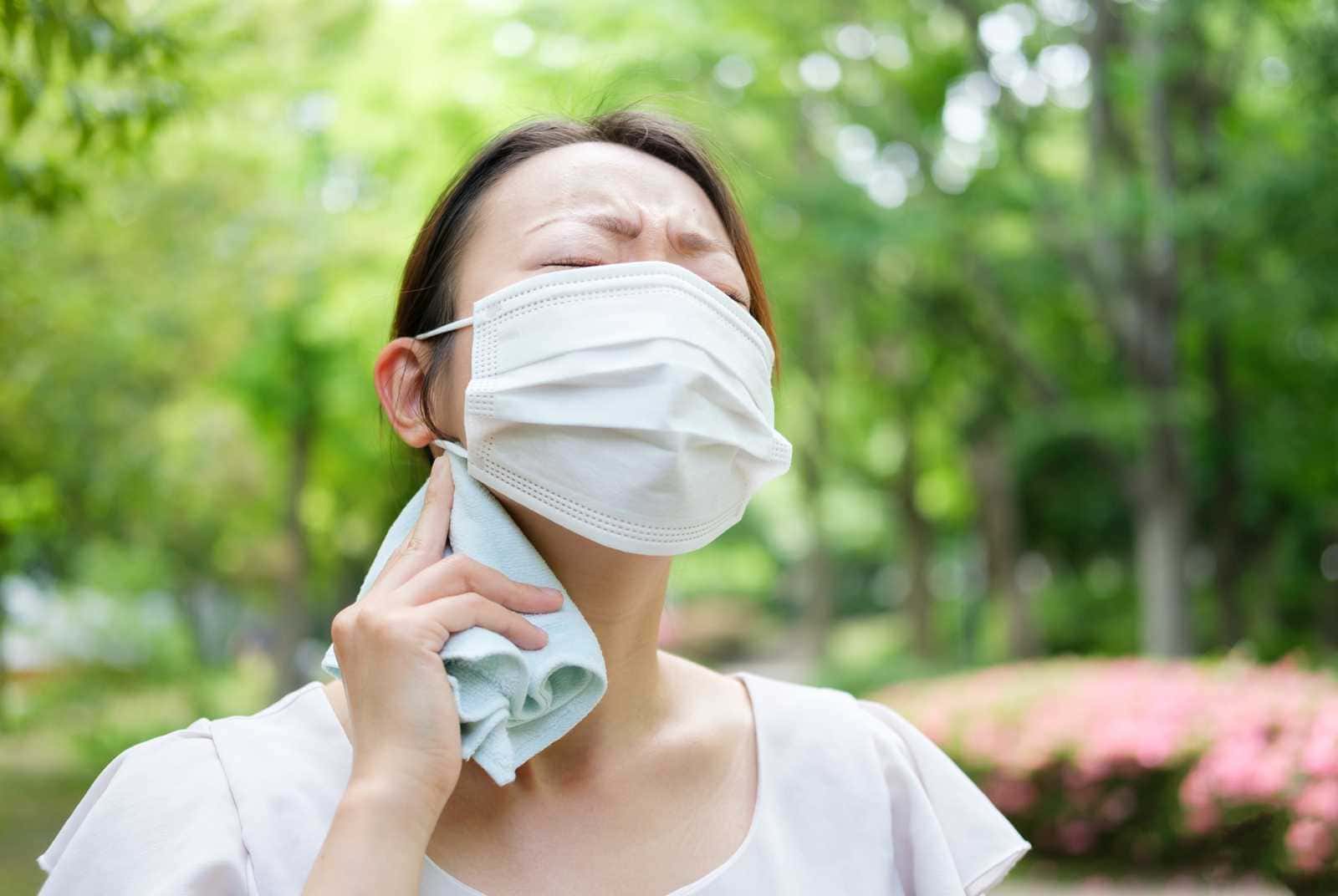 炎熱的夏天，如何降低佩戴口罩帶來(lái)的不適感